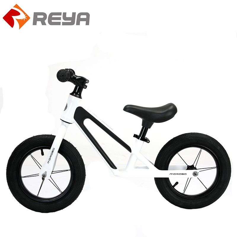 الأطفال balancing car 1-6 سنوات الأطفال القديمة scooter pedal-less sliding bicycle الرجال والنساء balancing car