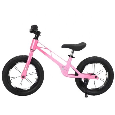 Bebê deslizante scooter equilíbrio de crianças carro deslizante aprendizagem de duas rodas pedal menos carro de brinquedo