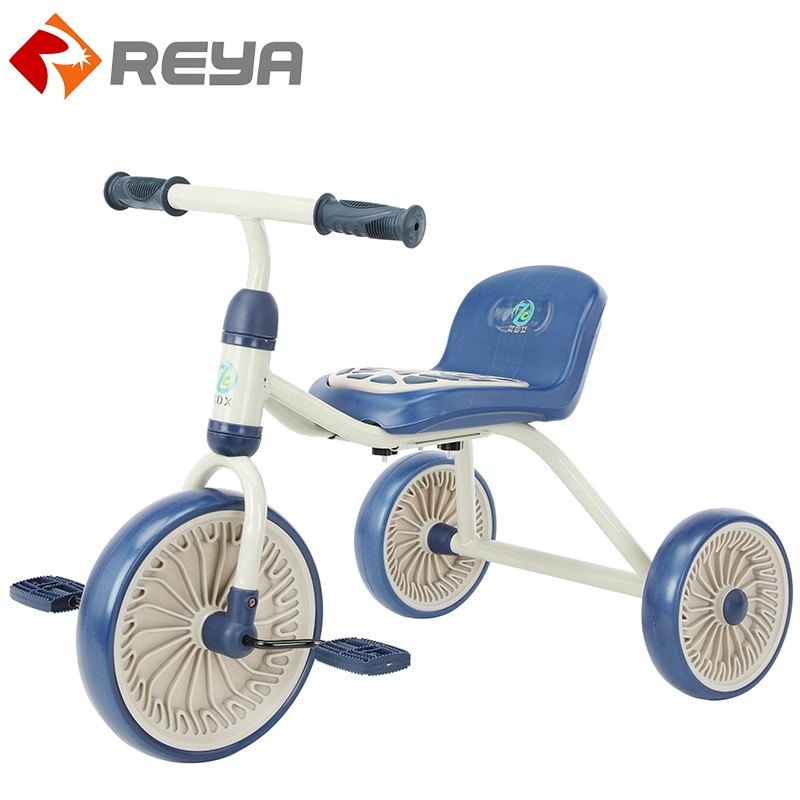 Multifunktionales Baby Kinder 2-5 Jahre altes Pedal einstellbar Anti Rollover Kinderzyklus